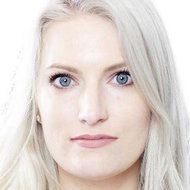 Kristina Braly, 41 (YouTube明星)