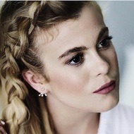 Kristina Wilde, 34 (YouTube Star)