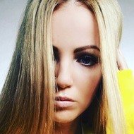 Kristine Granta, 36 (Instagram明星)