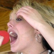 Krystal Meyers, 37 (Cantante rock)