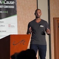 Kunal Desai, 38 (企业主管)