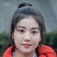 Kwon Eunbi, 28 (流行歌手)