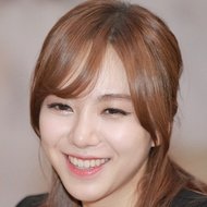 Kwon Mina, 30 (Поп-певец)
