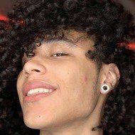 Kyc Vex, 23 (Estrella de TikTok)