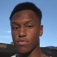 Kyle Hall, 25 (Звезда Тиктока)