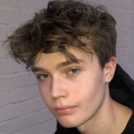 Kyle Velasco, 23 (Звезда Тиктока)