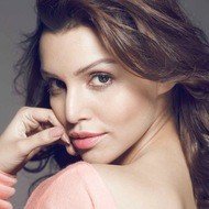 Kyra Dutt, 34 (电影女演员)