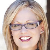 Kyrsten Sinema, 47 (Политик)