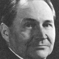 L Tom Perry (1922 - 2015) (Religious Leader)