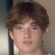 l0uis_a_b, 19 (TikTok明星)