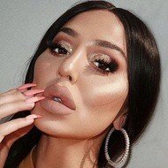 La Demi, 29 (YouTube Star)