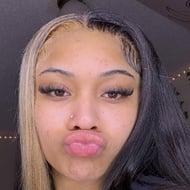 laadove, 19 (TikTok Star)