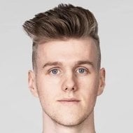 Lachlan, 30 (YouTube明星)