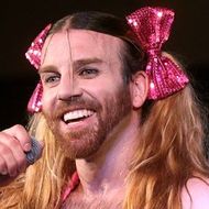 Ladybeard, 43 (摔跤手)
