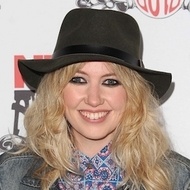 Ladyhawke, 46 (Rock Singer)