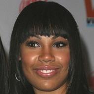 La'Myia Good, 44 (Dobladora)