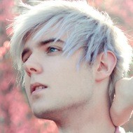 Laovaan, 31 (Star di YouTube)