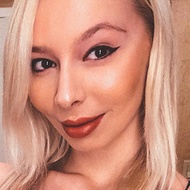 Larissa Guerrini, 29 (Instagram Star)