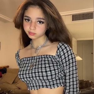 Larissa Kimberlly, 22 (TikTok Star)