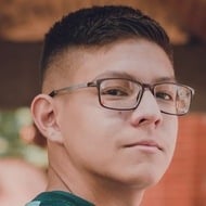 larryart, 23 (TikTok Star)