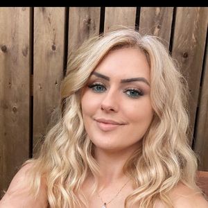 Larysa Oana, 39 (TikTok Star)