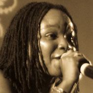 Lashunda Nicole Flowers, 45 (说唱歌手)