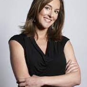 Laura Calder, 53 (电视节目主持人)