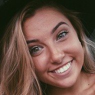 Laura Elizabeth, 25 (YouTube明星)