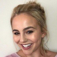 Laura Gilinsky, 30 (Family Member)