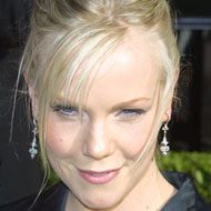 Laura Harris, 47 (電影女演員)