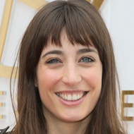 Laura Jackson, 39 (TV Show Host)