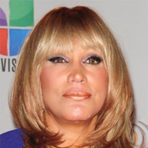 Laura León, 71 (Actriz de Televisión)