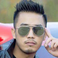 Laure, 36 (Star di YouTube)