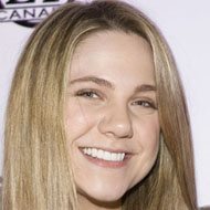 Lauren Collins, 37 (電視女演員)