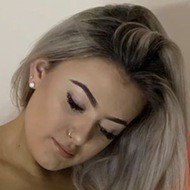 Lauren Mia Jones, 20 (Ca sĩ nhạc Pop)