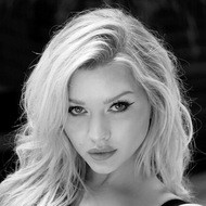 Lauren O'Leary, 38 (Makeup Artist)