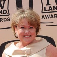 Lauren Tewes, 70 (Attrice TV)