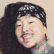 Lawrence Park, 37 (Estrella de YouTube)