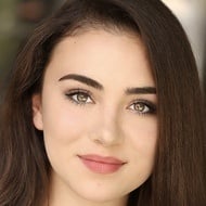 Lawson Greyson, 25 (Atriz De Televisão)