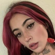 Layla Steinle, 26 (Instagram Star)