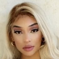 Leah Talabi, 25 (模特)