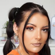 leanne_page, 35 (TikTok Star)