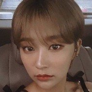 Lee Hye Bin, 29 (Rapper)