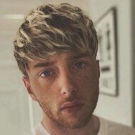 Lee Muldoon, 29 (Cantante pop)