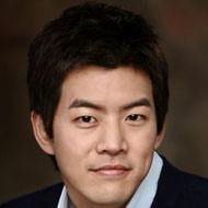 Lee Sang-yoon, 42 (Acteur de télévision)