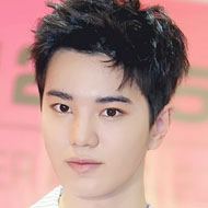 Lee Sung-Jong, 30 (Popsänger)