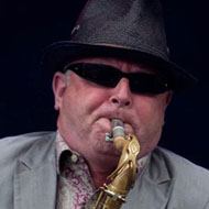 Lee Thompson, 68 (萨克斯管吹奏者)