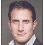 Lee Trink, 55 (企業主管)