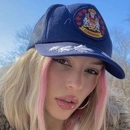 Lennon Stella, 24 (流行歌手)