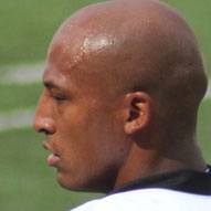 Leon Hall, 40 (足球运动员)